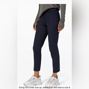 Lululemon City Sleek 5 Pocket 7/8 Pant in Gray Obsidian , size 6